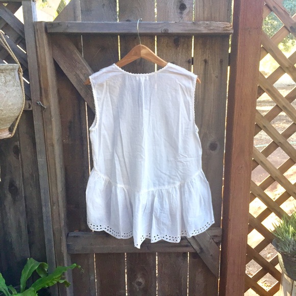 {Max Studio} Embroidered peplum top - Picture 3 of 3